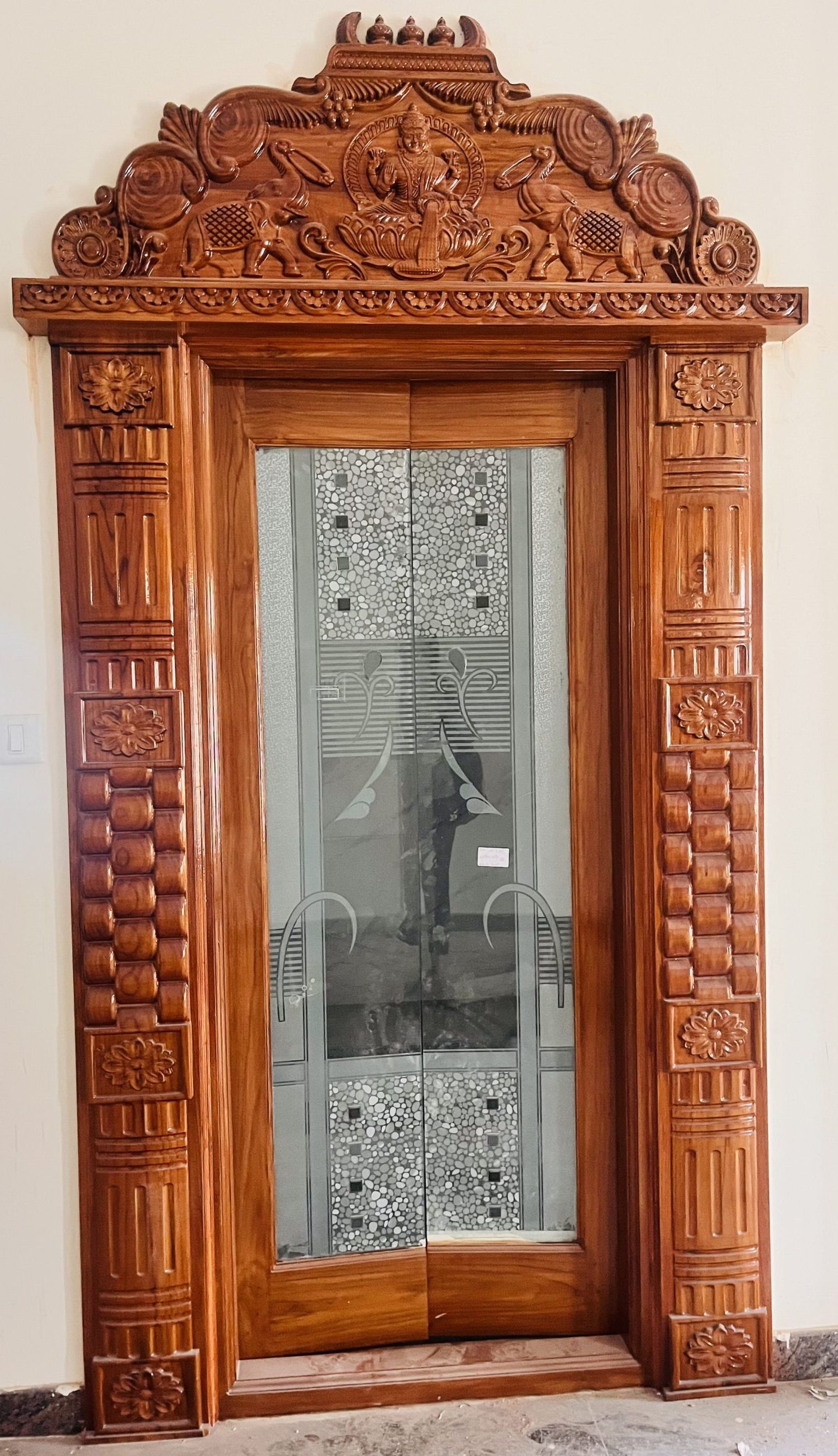 Pooja Arch Pillar